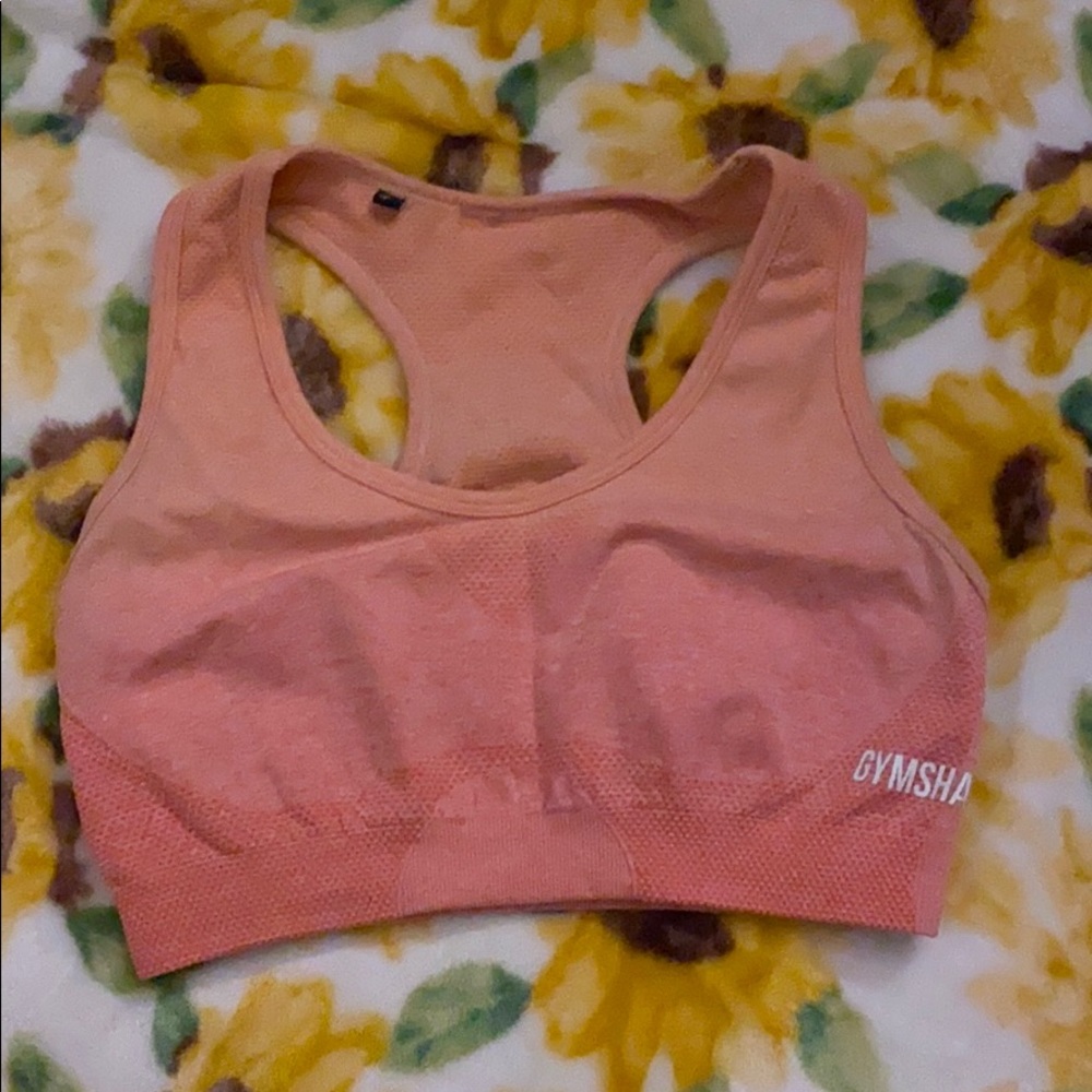 Peach ombré gymshark sports bra